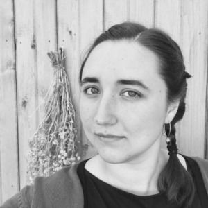 Meet your Posher, Caitlin